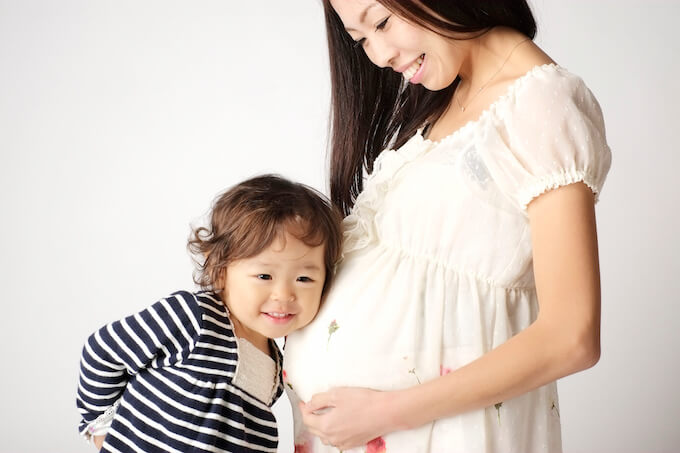 妊娠中のママと赤ちゃんと子供